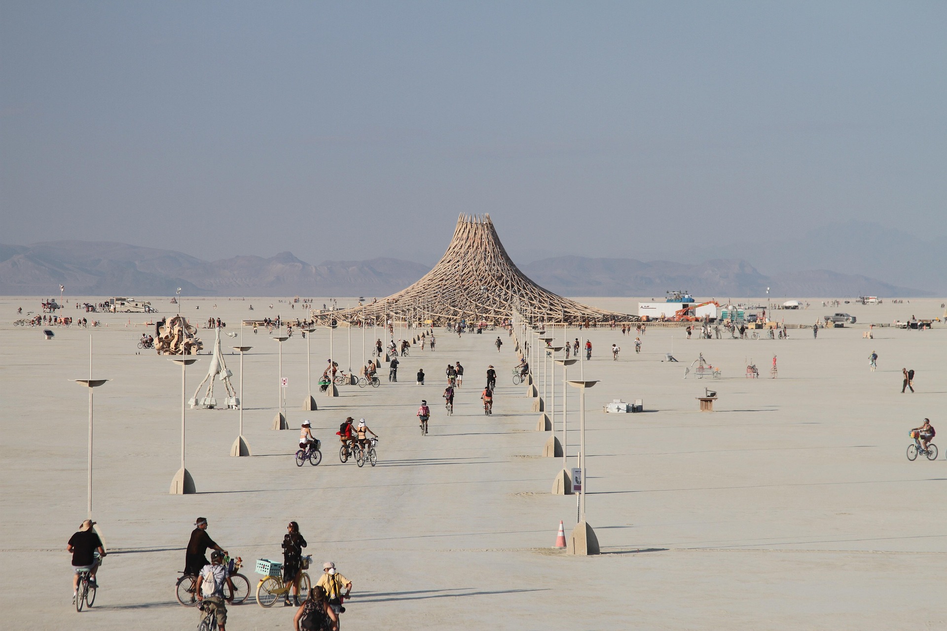Cheap Flights to Reno for Burning Man β $480 Fares Drop to $140 If You Book in July